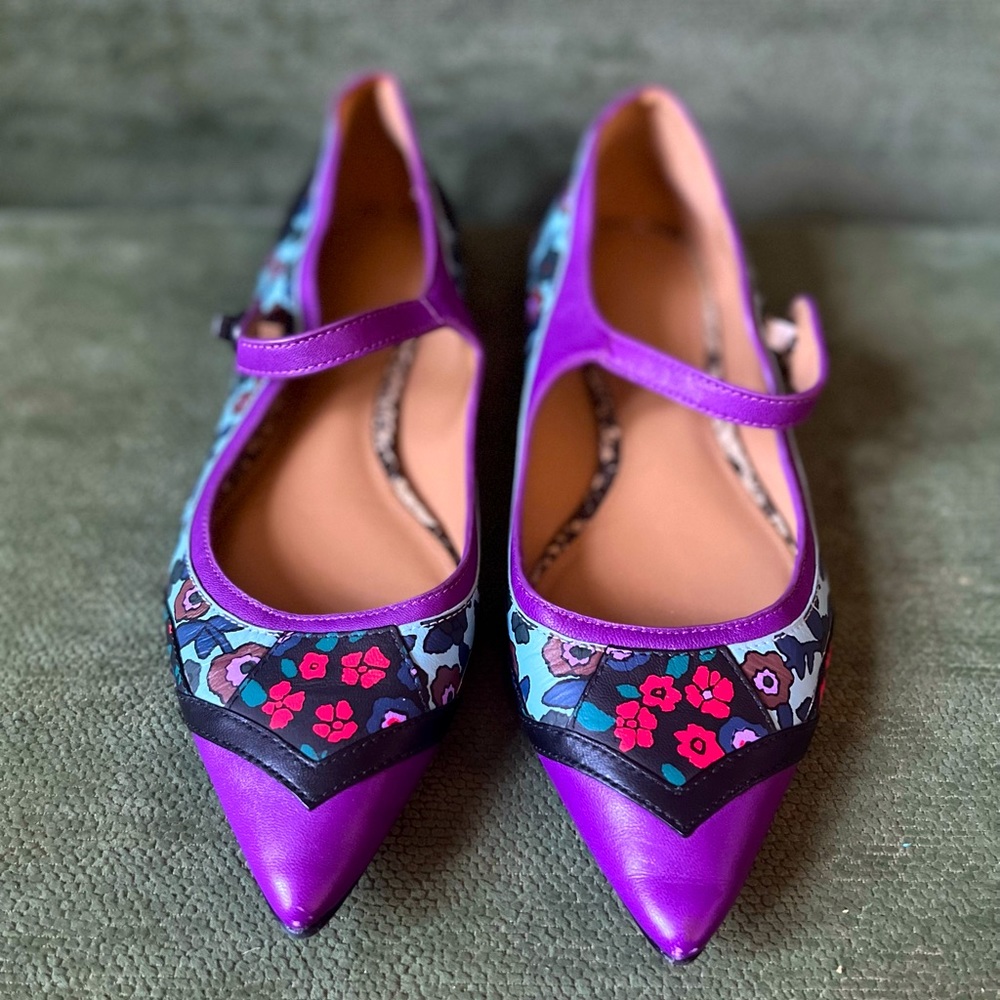 COACH shoes, Mary Jane’s, flat, Size 7 Women.